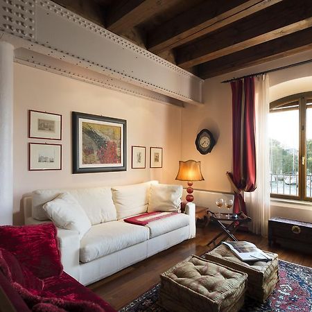 Molino Stucky Flat Apartment เวนิส ภายนอก รูปภาพ